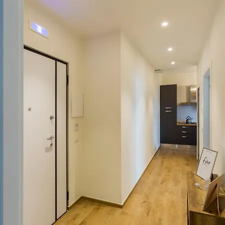 Apartment H49